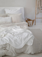 Leinen Bettwaesche Set Beige Weiss, Stoffstruktur Detailaufnahme