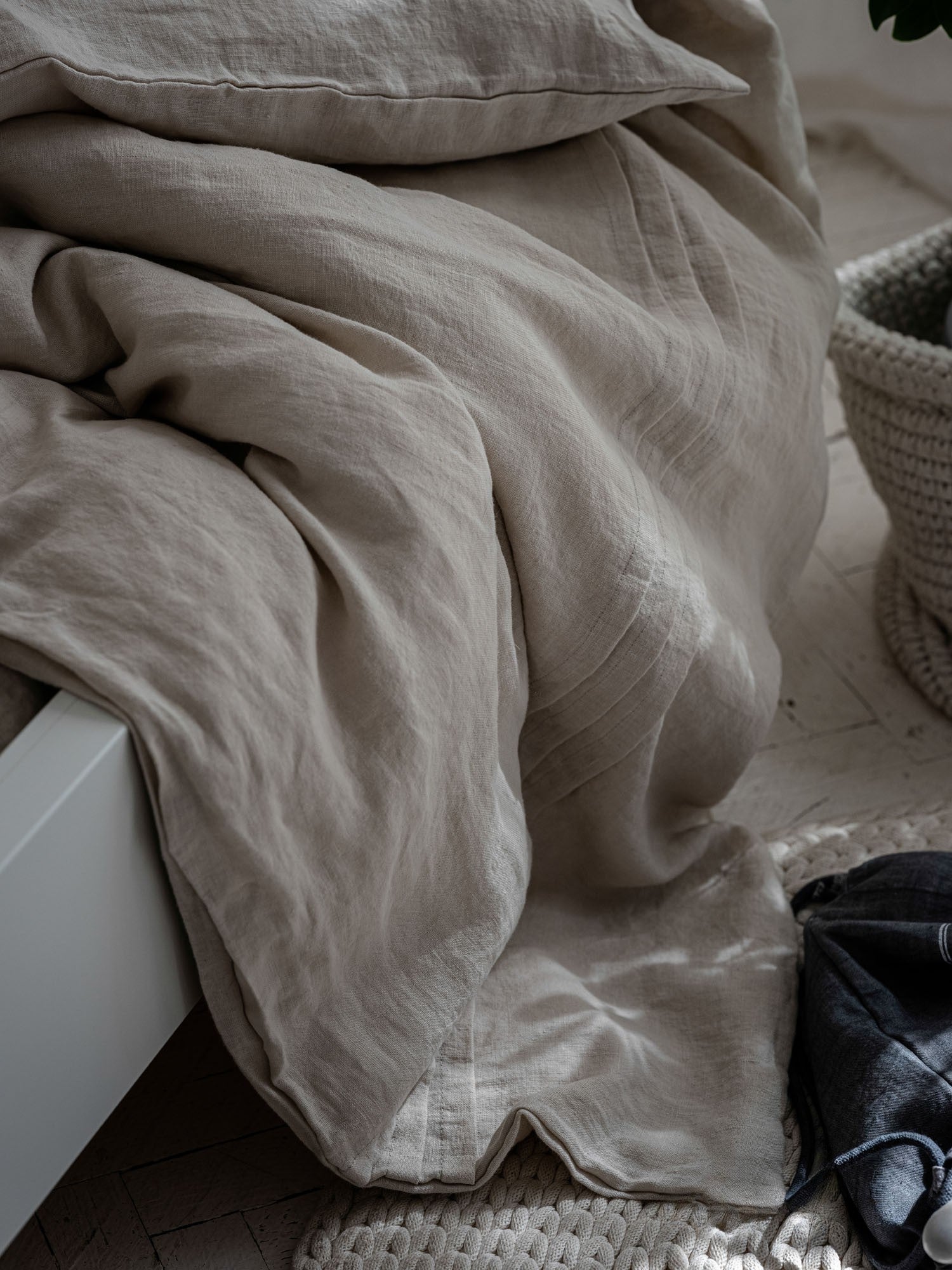 Leinen Bettwaesche Natur, Seitenansicht
