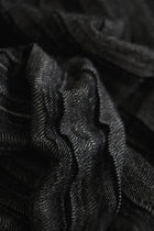 Geraffte Leinen Tagesdecke Anthrazit, Stoffstruktur und Raffungen Detail