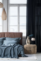 Waffelstruktur Rauchblau, Stofffalten Detail